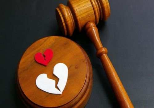西安婚外情调查：夫妻共同债务离婚怎么分财产